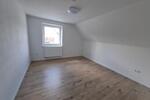 Dachgeschoßwohnung Geisenhausen - 4 Zimmer, 91 m&sup2;, 990&euro; | Angebot:26636176