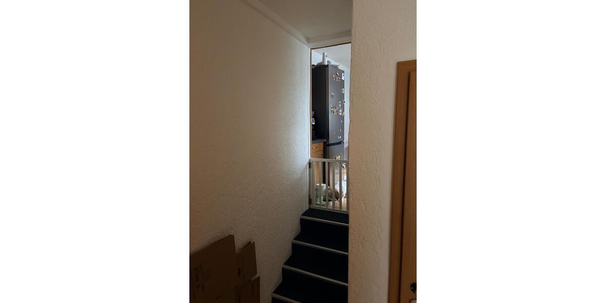 Etagenwohnung Hackenheim - 3 Zimmer, 83 m&sup2;, 890&euro; | Angebot:26581943
