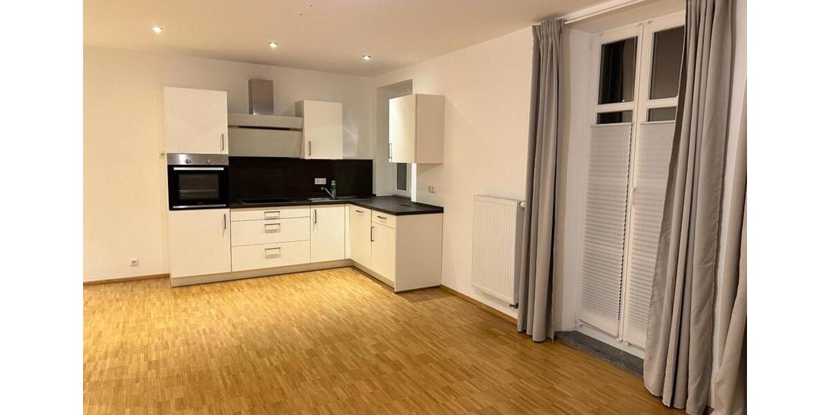 Hochparterre Bad Windsheim - 2 Zimmer, 63 m&sup2;, 690&euro; | Angebot:25842104
