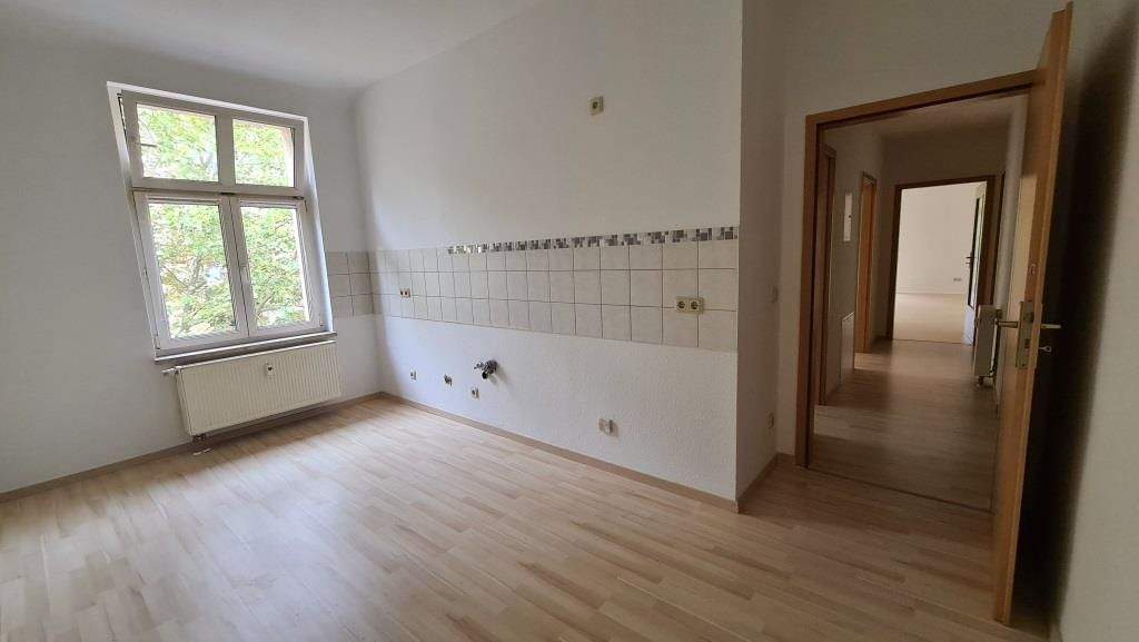 Helle 2-Zimmer-Wohnung mit Balkon in zentraler Lage 2 zimmer