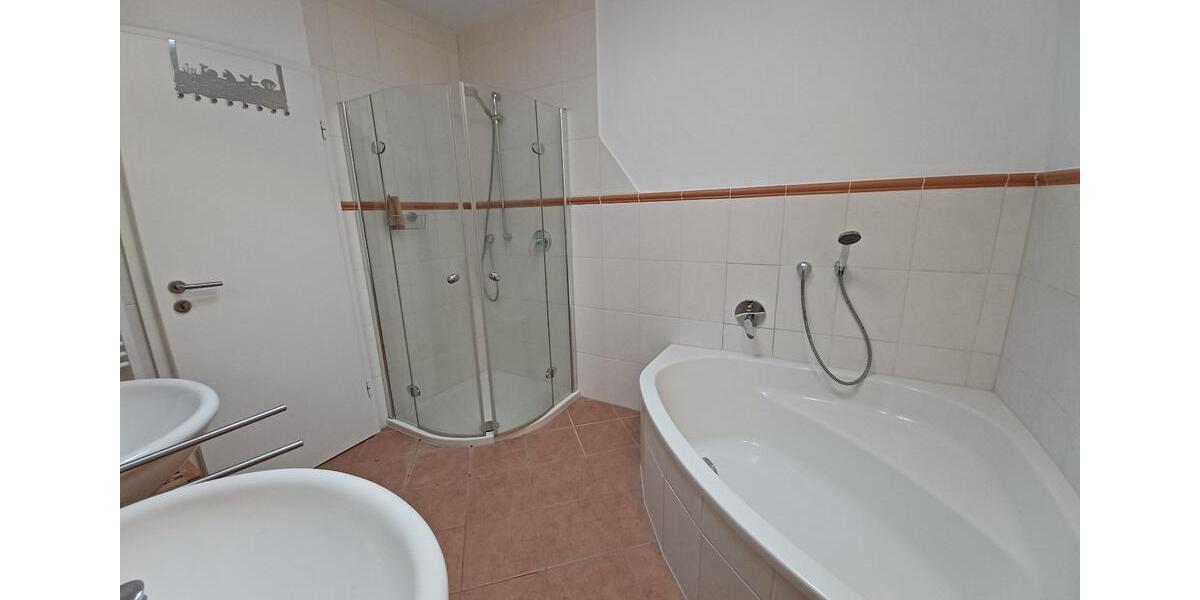 Bungalow Konz - 4 Zimmer, 158 m&sup2;, 1.790&euro; | Angebot:24457349