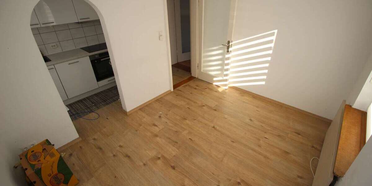 Etagenwohnung Landshut Hascherkeller - 3 Zimmer, 80 m&sup2;, 930&euro; | Angebot:27074758
