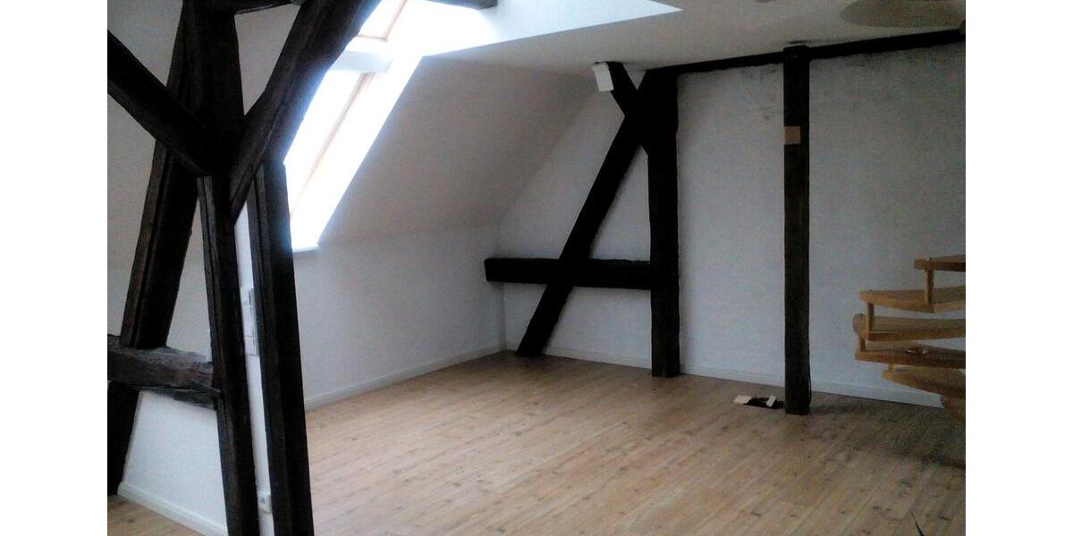 Dachgeschoßwohnung Köthen (Anhalt) - 3 Zimmer, 96 m&sup2;, 550&euro; | Angebot:25891817