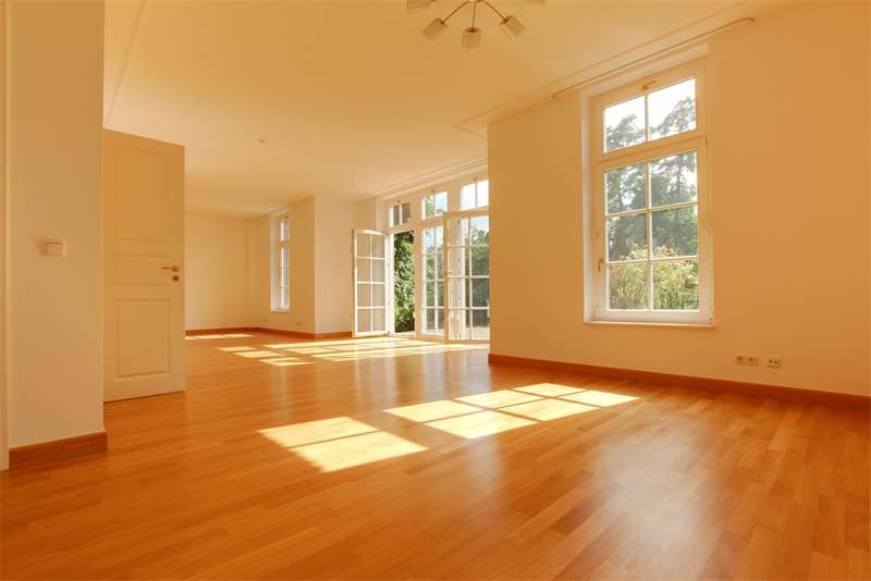 Einfamilienhaus Kronberg - 6 Zimmer, 235 m&sup2;, 5.600&euro; | Angebot:27226380