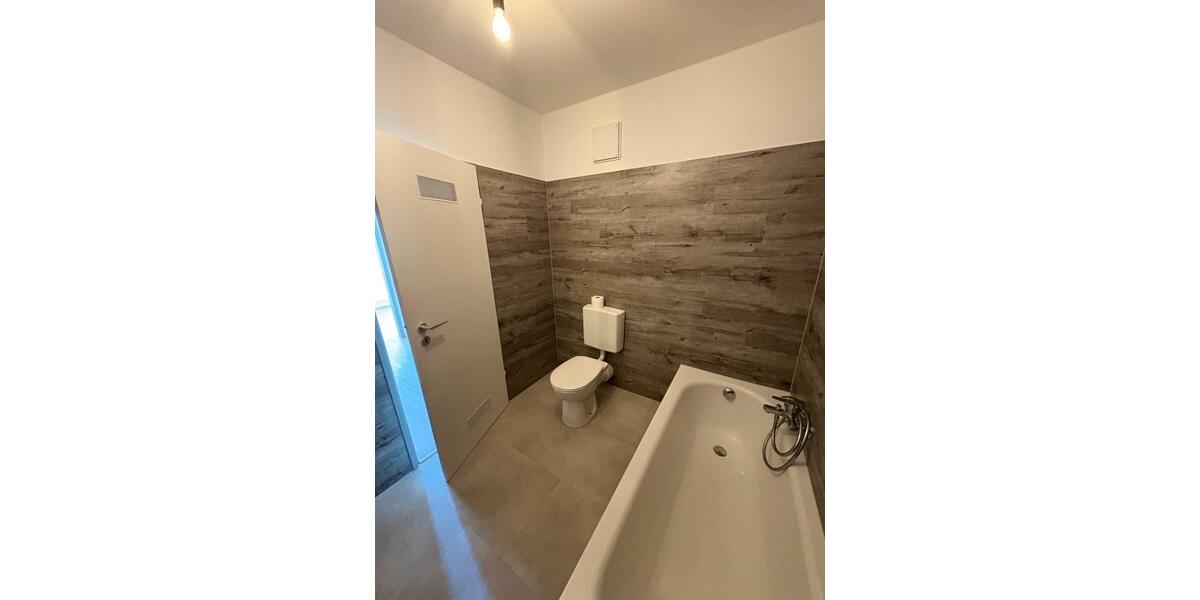 Etagenwohnung Freyung - 4 Zimmer, 80 m&sup2;, 560&euro; | Angebot:26475309