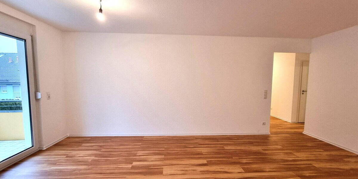 Etagenwohnung Bretten - 3 Zimmer, 83 m&sup2;, 980&euro; | Angebot:26716064