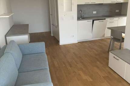 Wohnung Berlin Marzahn-Hellersdorf - 1 Zimmer, 36 m&sup2;, 900&euro; | Angebot:27031398