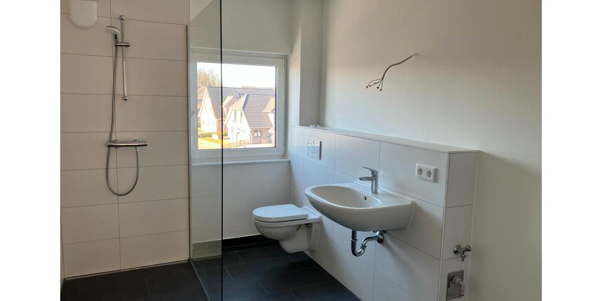 Einfamilienhaus Bredstedt - 3 Zimmer, 98 m&sup2;, 1.000&euro; | Angebot:26278165