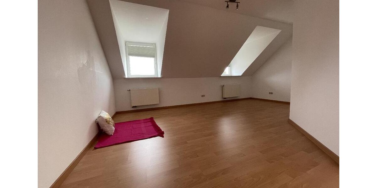 Maisonettenwohnung Mindelheim - 3 Zimmer, 98 m&sup2;, 795&euro; | Angebot:26031937