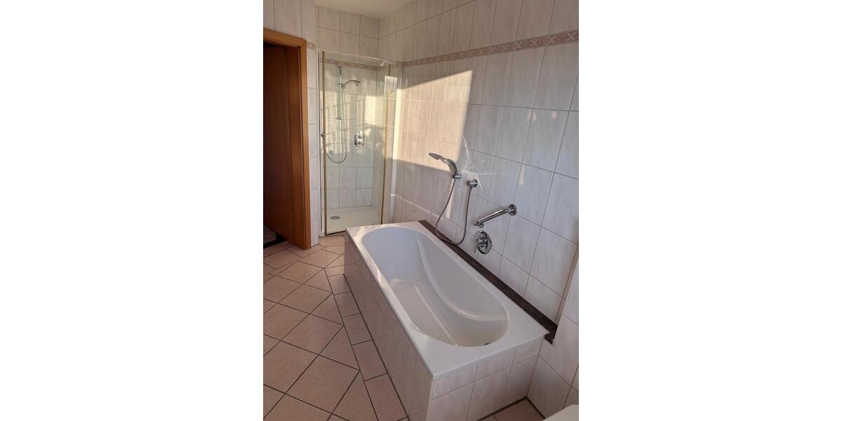 Einfamilienhaus Vechta - 3 Zimmer, 135 m&sup2;, 1.350&euro; | Angebot:25044951