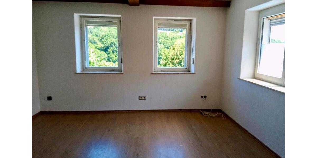 Hochparterre Burkardroth - 3.5 Zimmer, 70 m&sup2;, 495&euro; | Angebot:24768336