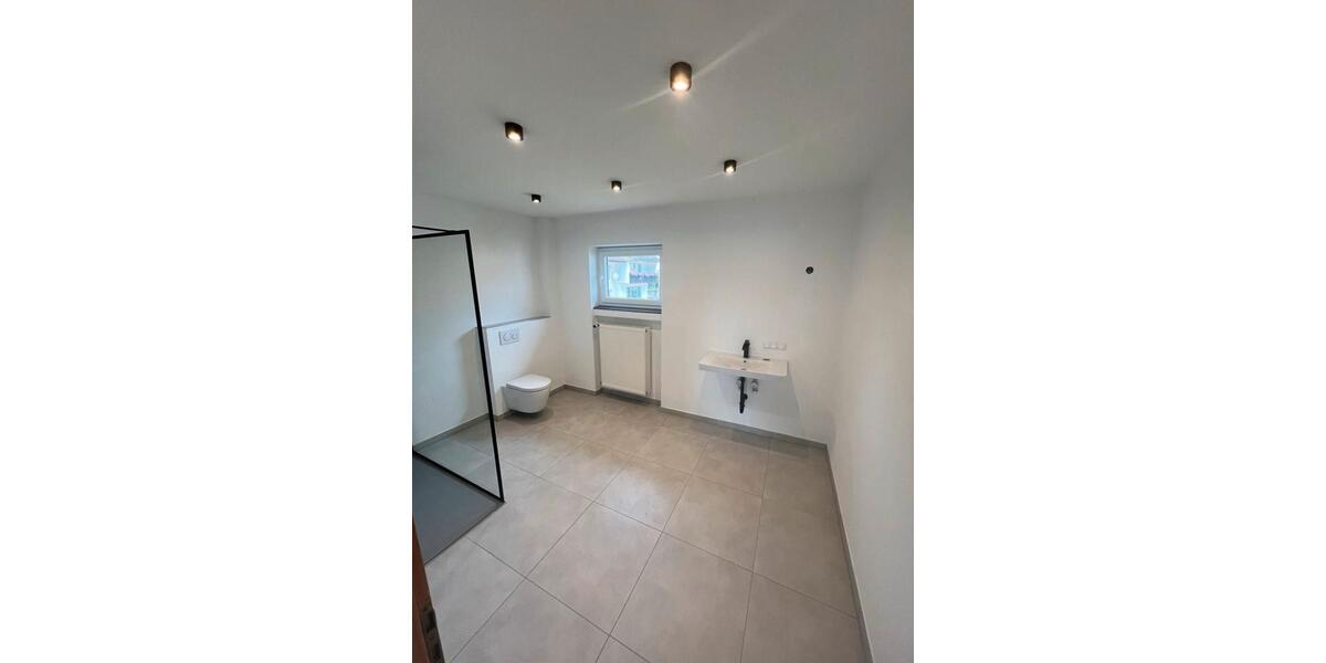 Etagenwohnung Dornburg - 3 Zimmer, 100 m&sup2;, 980&euro; | Angebot:24560246