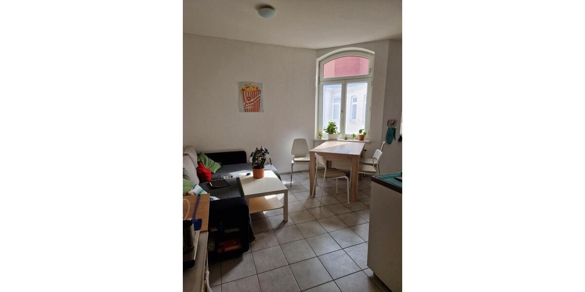 Wohnen auf Zeit Halle (Saale) - 3 Zimmer, 103 m&sup2;, 430&euro; | Angebot:26572933