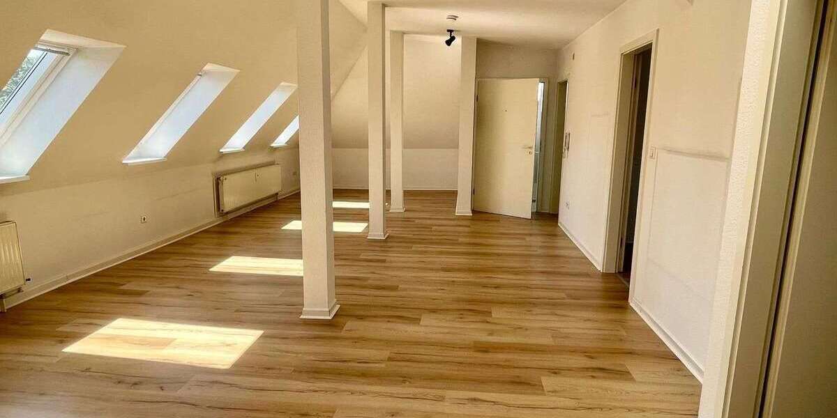 Etagenwohnung Hildesheim - 2 Zimmer, 70 m&sup2;, 550&euro; | Angebot:26496664