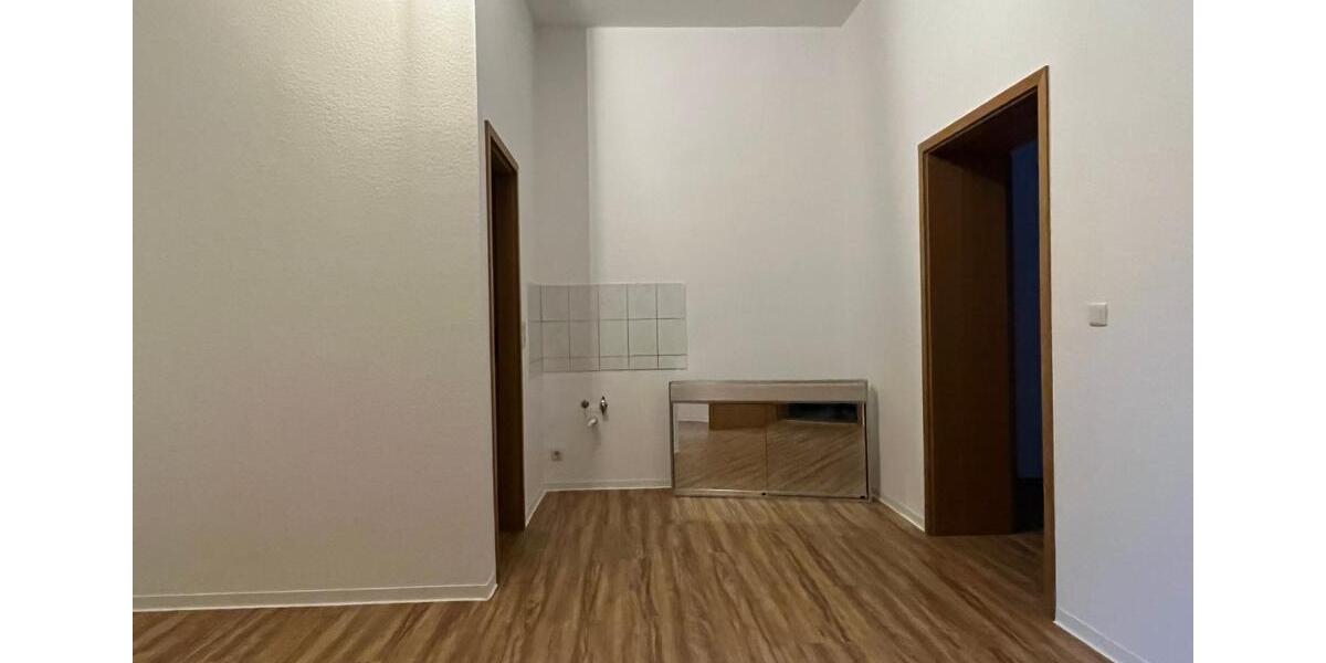 Erdgeschoßwohnung Pößneck - 1 Zimmer, 41 m&sup2;, 250&euro; | Angebot:25887626