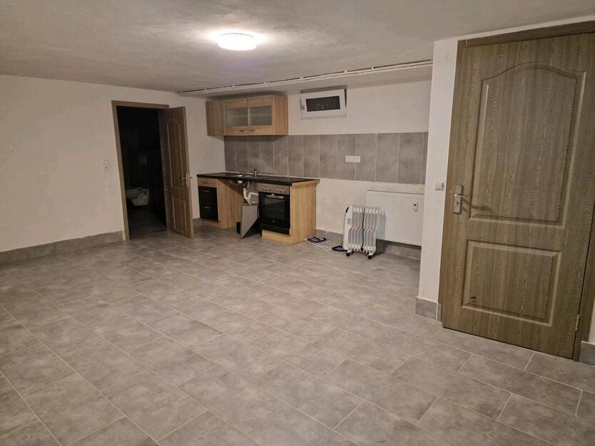 2 Zimmerwohnung zum vermieten zimmer