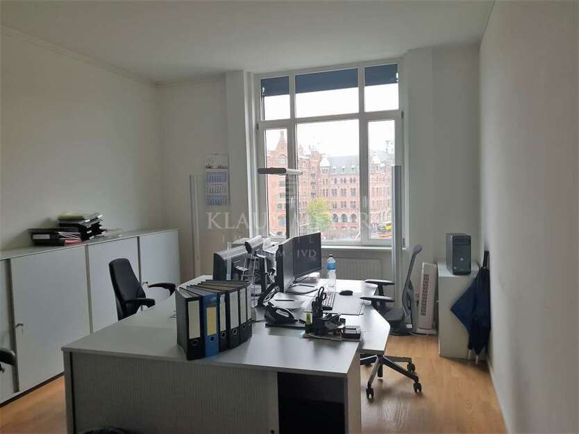 Büro in Hamburg-Altstadt 8.675,68 € 403.5 m²