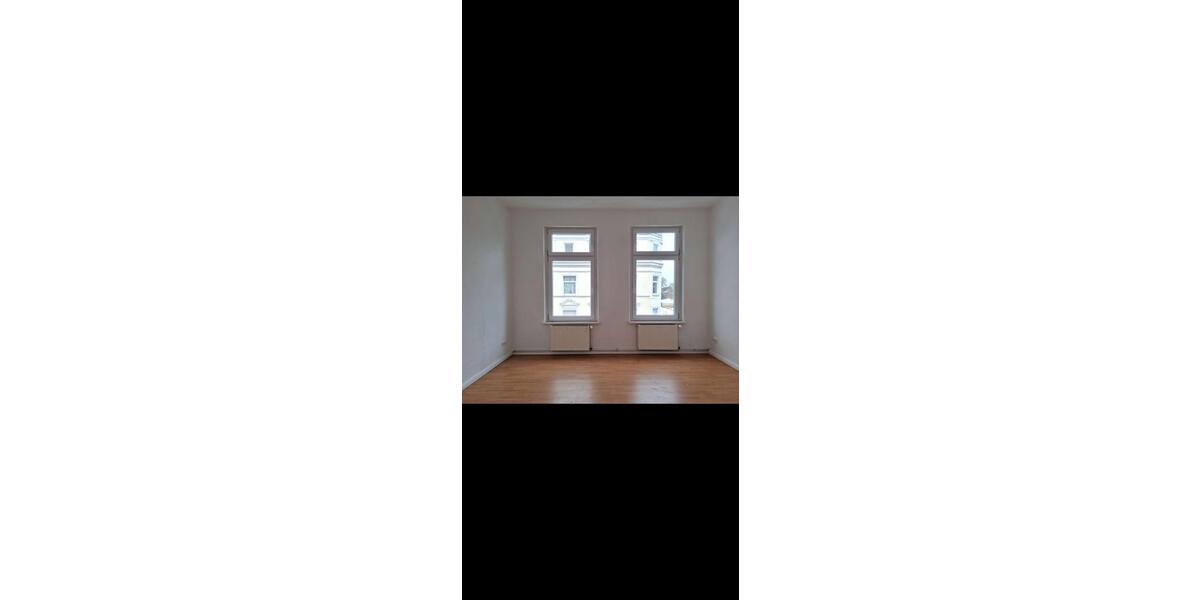 Etagenwohnung Wilhelmshaven - 4 Zimmer, 101 m&sup2;, 740&euro; | Angebot:24966014