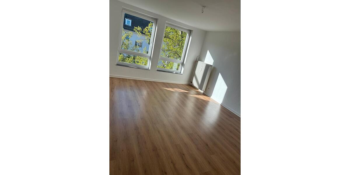 Etagenwohnung Kassel Niederzwehren - 3 Zimmer, 76 m&sup2;, 714&euro; | Angebot:26265649