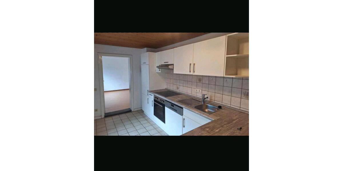Etagenwohnung Lohra - 5 Zimmer, 102 m&sup2;, 850&euro; | Angebot:26459856