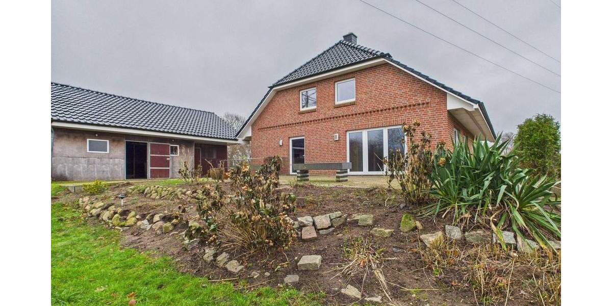 Einfamilienhaus Bornhöved - 7 Zimmer, 276 m&sup2;, 2.295&euro; | Angebot:25672610