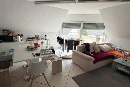 Wohnung Schwalbach - 4 Zimmer, 125 m&sup2;, 900&euro; | Angebot:27713870