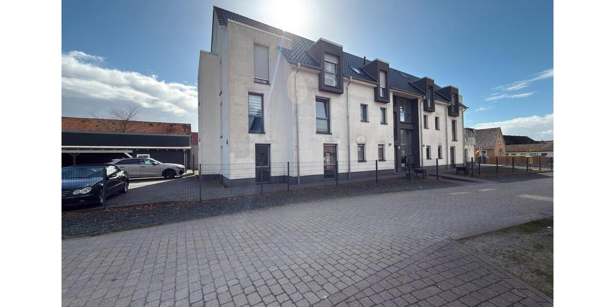 Erdgeschoßwohnung Sassenburg - 4 Zimmer, 110 m&sup2;, 1.115&euro; | Angebot:26005663