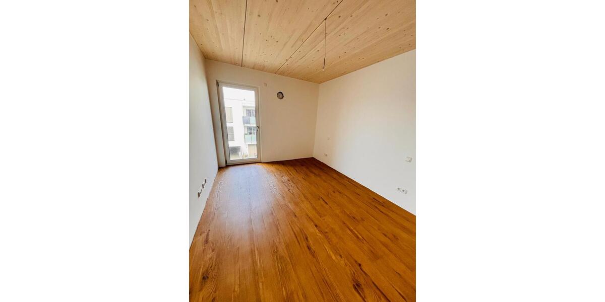 Erdgeschoßwohnung Straubing - 3 Zimmer, 69 m&sup2;, 765&euro; | Angebot:25979884