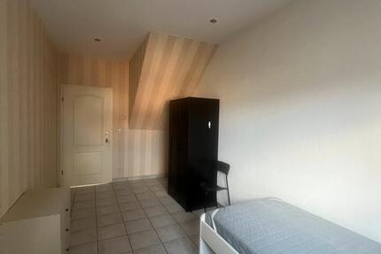 Wohnen auf Zeit Rosbach vor der Höhe - 1 Zimmer, 15 m&sup2;, 400&euro; | Angebot:26652595