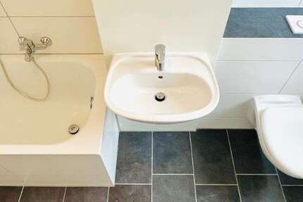 Wohnung zum Mieten in Freital 324,25 € 51.88 m² 2 zimmer