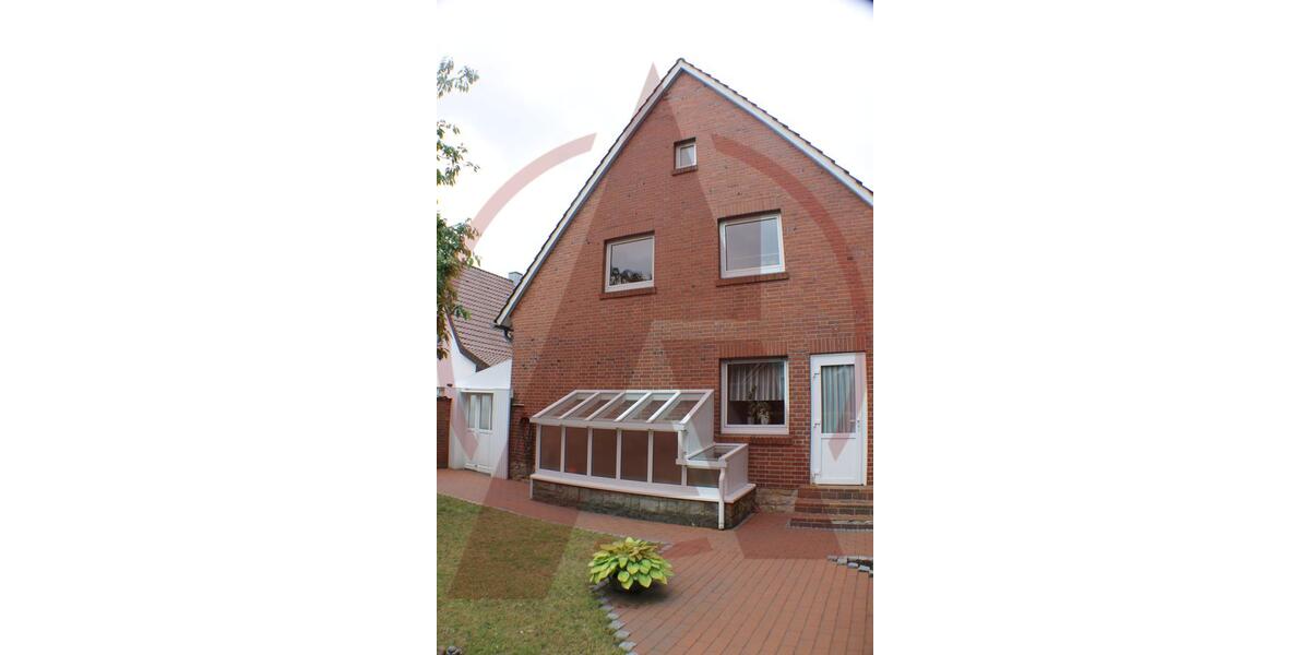 Einfamilienhaus Lingen (Ems) - 6 Zimmer, 140 m&sup2;, 1.150&euro; | Angebot:24845548