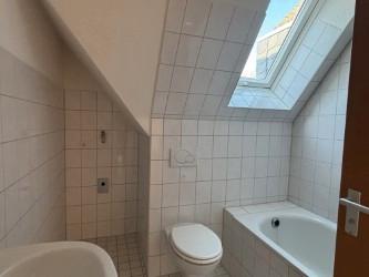 Dachgeschoßwohnung Gießen Anneröder Siedlung - 2 Zimmer, 48 m&sup2;, 430&euro; | Angebot:25235861