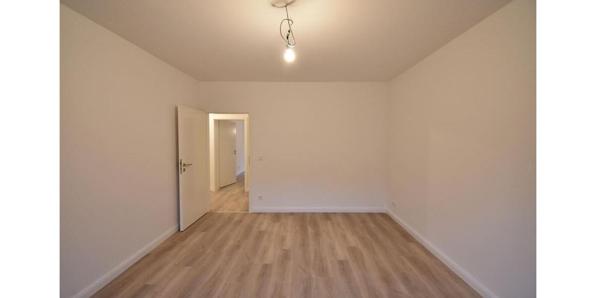 Etagenwohnung Düsseldorf - 2 Zimmer, 59 m&sup2;, 1.050&euro; | Angebot:19755301
