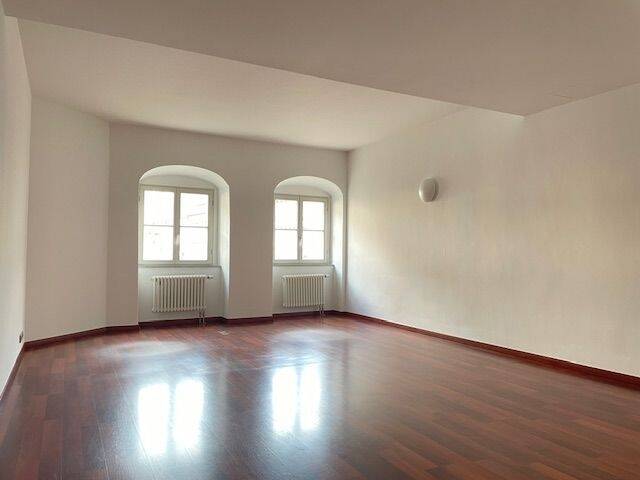 Gewerbeobjekt Eisenach - 4 Zimmer, 123 m&sup2;, 865&euro; | Angebot:25836592