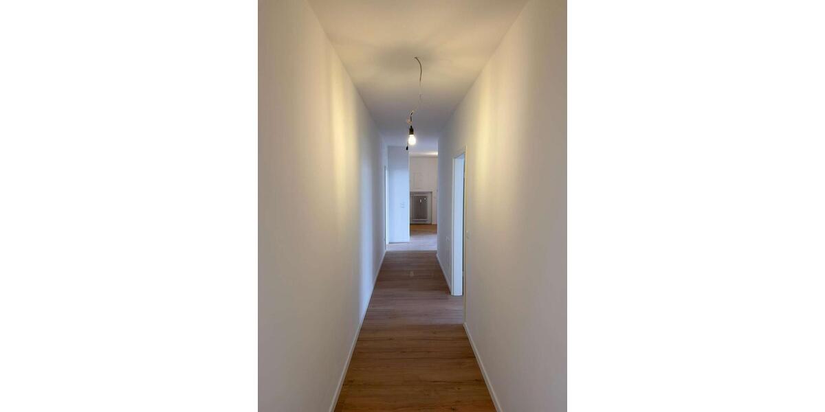 Etagenwohnung Bielefeld - 5 Zimmer, 122 m&sup2;, 1.290&euro; | Angebot:26099695