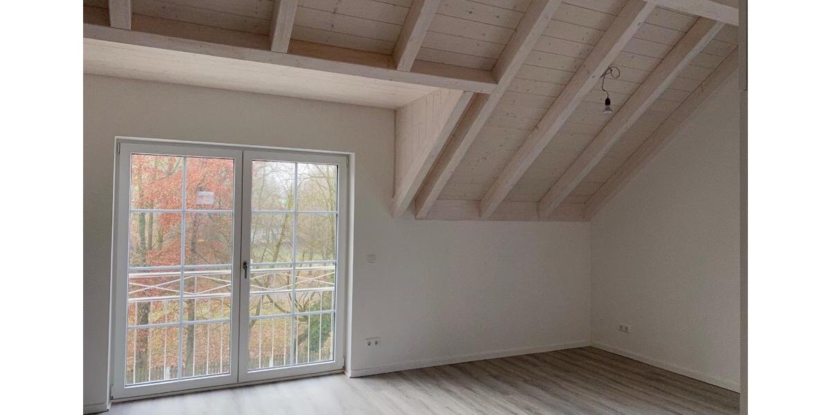 2-Zimmer Wohnung, Dachgeschosswohnung, Wohnung, Mietwohnung 2 zimmer