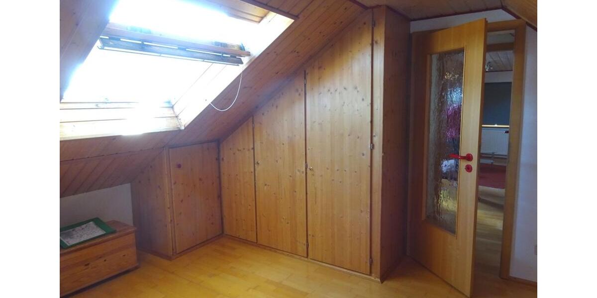 Einfamilienhaus Insheim - 8 Zimmer, 224 m&sup2;, 2.350&euro; | Angebot:25323763