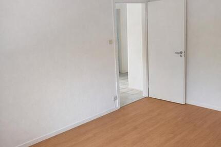 2 Zimmer Wohnung komplett renoviert 2 zimmer