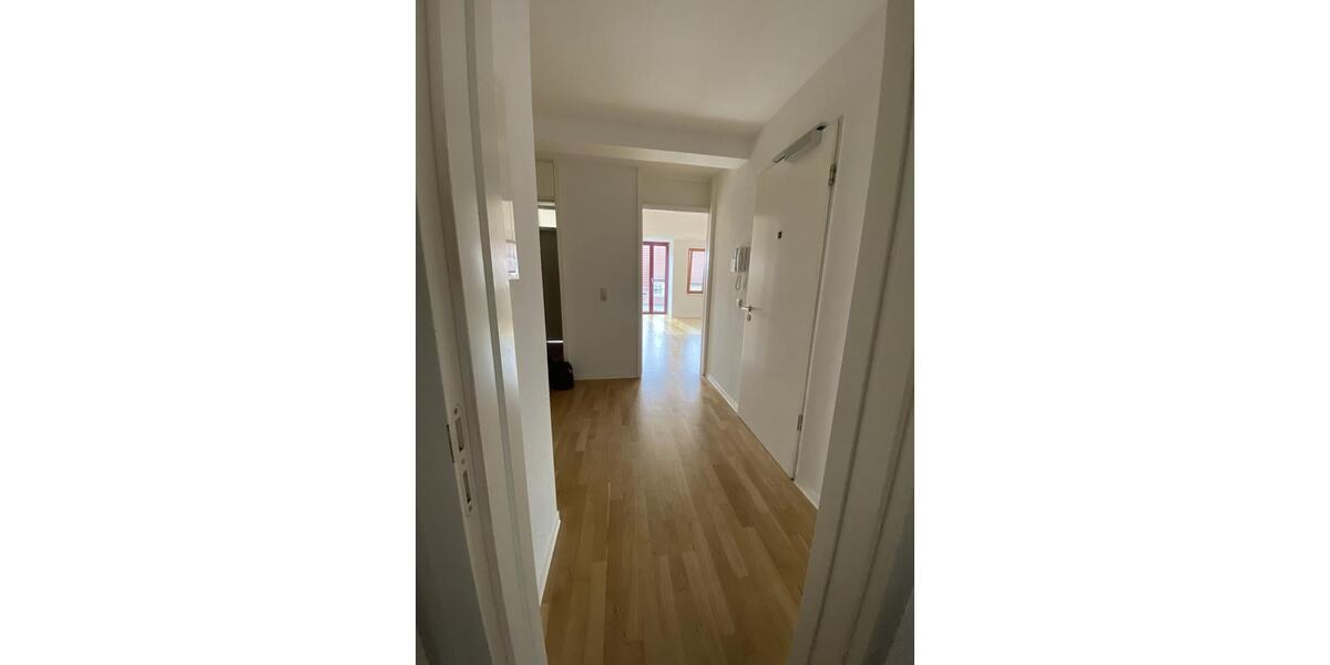 Etagenwohnung Erfurt - 3 Zimmer, 110 m&sup2;, 1.215&euro; | Angebot:25750358