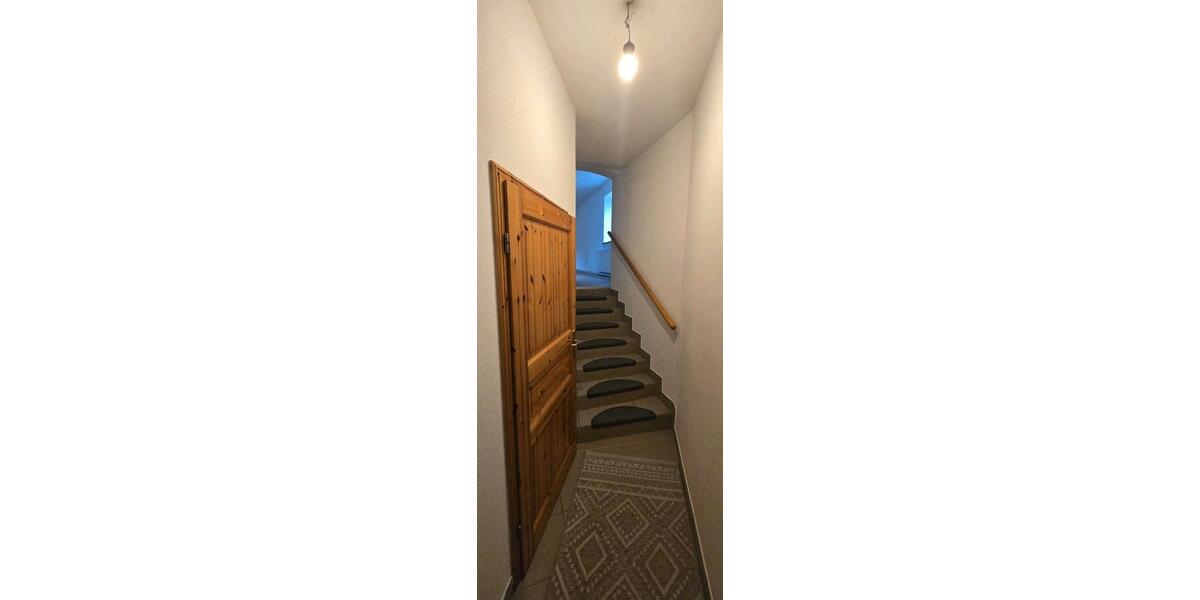 Etagenwohnung Eslohe (Sauerland) - 2 Zimmer, 90 m&sup2;, 700&euro; | Angebot:26397798