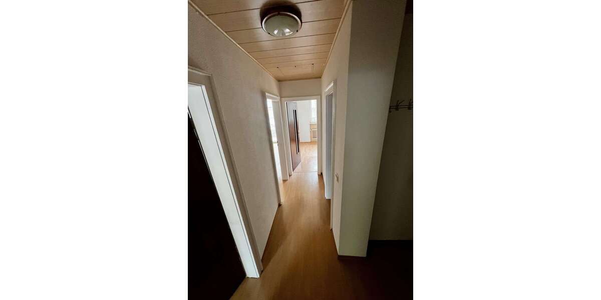 Etagenwohnung Saarbrücken West - 3 Zimmer, 63 m&sup2;, 570&euro; | Angebot:27069084