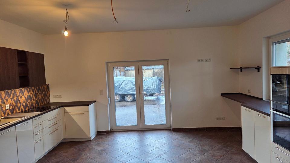 Etagenwohnung Rathenow - 4 Zimmer, 167 m&sup2;, 1.670&euro; | Angebot:26008603