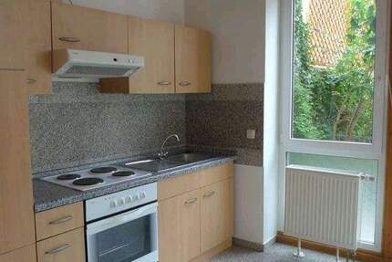 Nähe Fußgängerzone * 2 Zimmer-Erdgeschosswohnung mit Terrasse und Einbauküche 2 zimmer