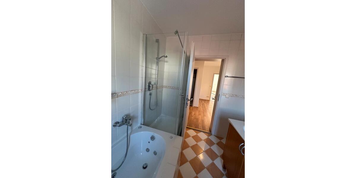 Etagenwohnung Gebenbach - 3.5 Zimmer, 87 m&sup2;, 850&euro; | Angebot:26313094