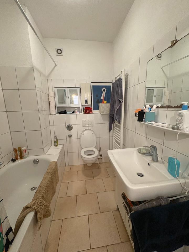 Top-Lage Friedrichstadt – 2-Zi-Whg. 46 m², Kalt 610 € zimmer