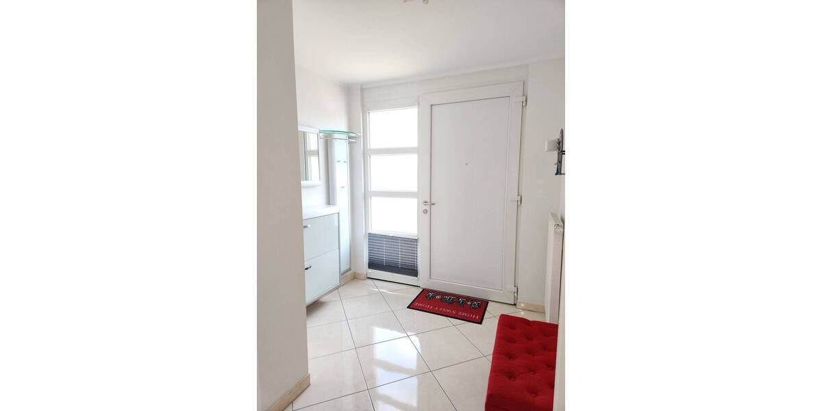 Mehrfamilienhaus, Wohnhaus Bad Vilbel Dortelweil - 5 Zimmer, 136 m&sup2;, 2.800&euro; | Angebot:25744536