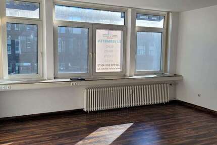 Wohnung zum Mieten in Duisburg 780 € 100 m² 3 zimmer
