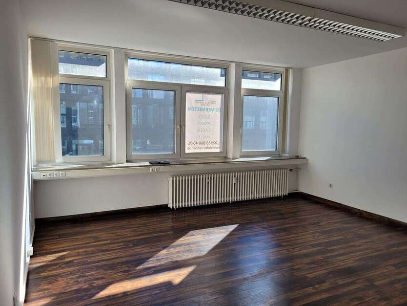 Wohnung zum Mieten in Duisburg 780 € 100 m² 3 zimmer