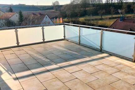 Wohnung Bad Salzschlirf - 3 Zimmer, 105 m&sup2;, 700&euro; | Angebot:24431280