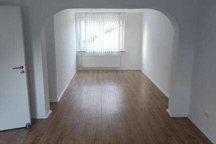 Wohnung Neukirchen - 3 Zimmer, 650&euro; | Angebot:23473975